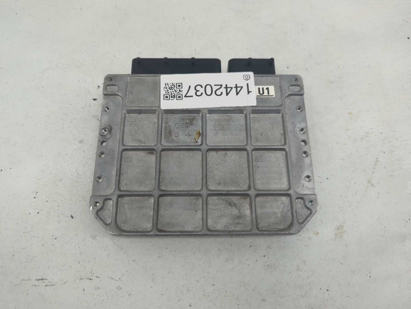 2010 Toyota Prius PCM Engine Control Computer ECU ECM PCU OEM P/N:89661-47262 275400-2450 Fits OEM Used Auto Parts - Oemused