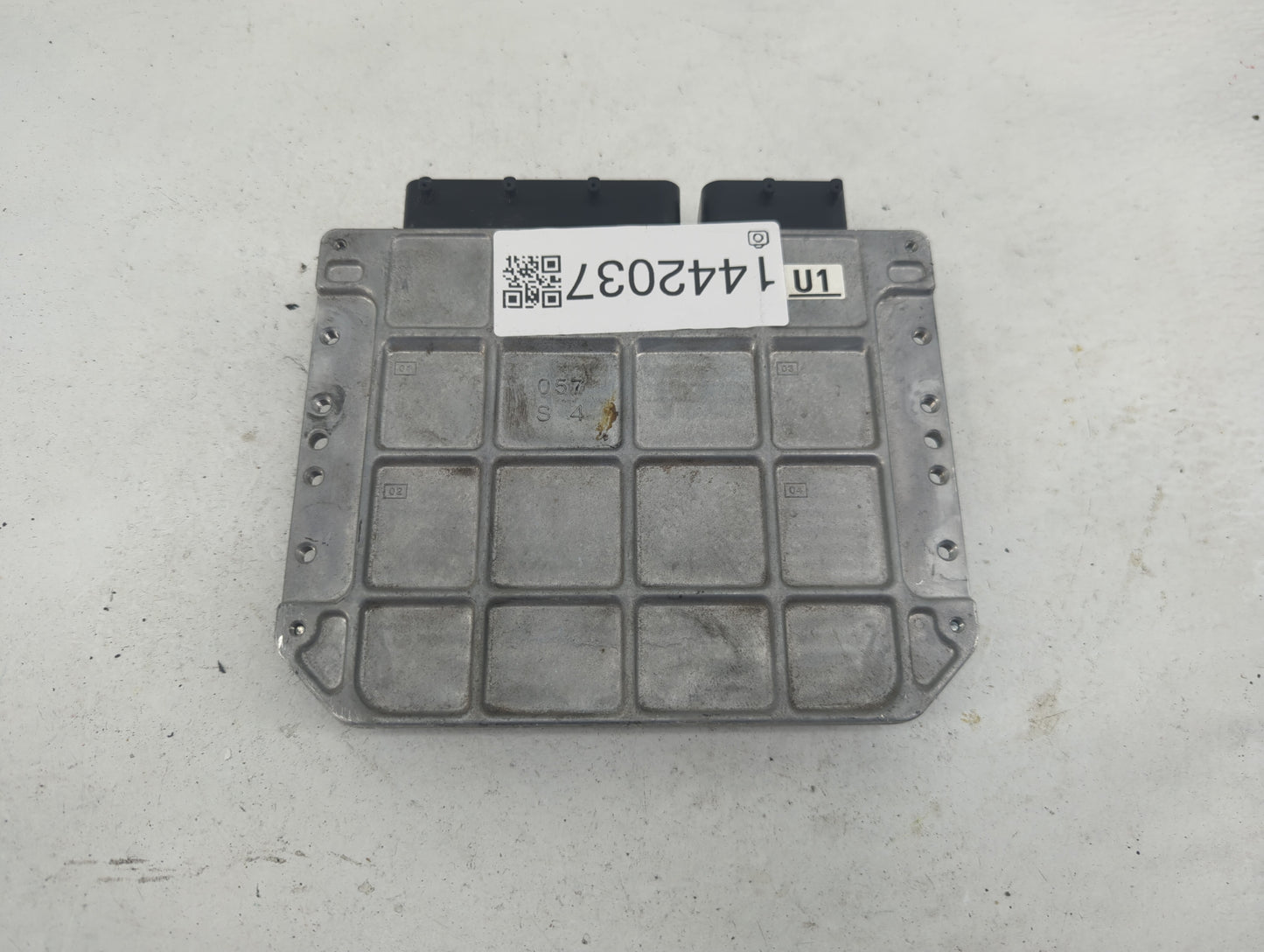 2010 Toyota Prius PCM Engine Control Computer ECU ECM PCU OEM P/N:89661-47262 275400-2450 Fits OEM Used Auto Parts - Oemused