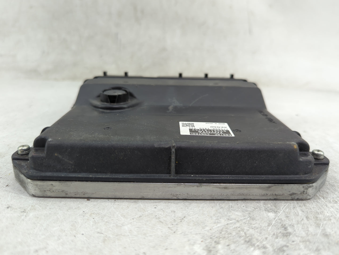 2010 Toyota Prius PCM Engine Control Computer ECU ECM PCU OEM P/N:89661-47262 275400-2450 Fits OEM Used Auto Parts - Oemused