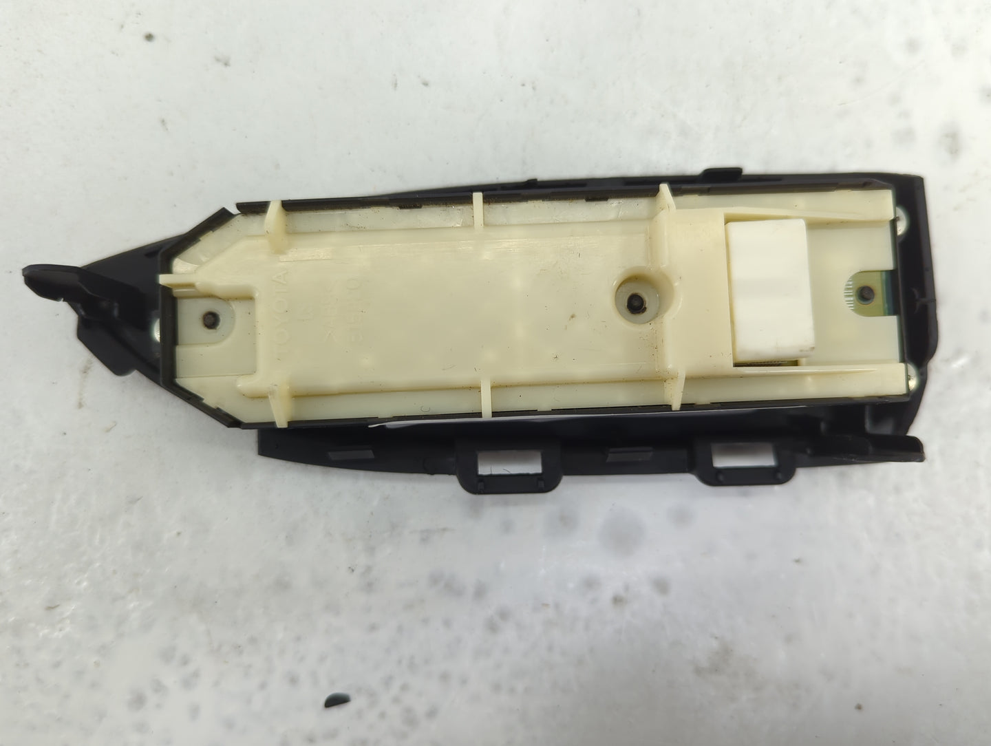 2010-2014 Toyota Prius Master Power Window Switch Replacement Driver Side Left P/N:515220 Fits OEM Used Auto Parts - Oemused