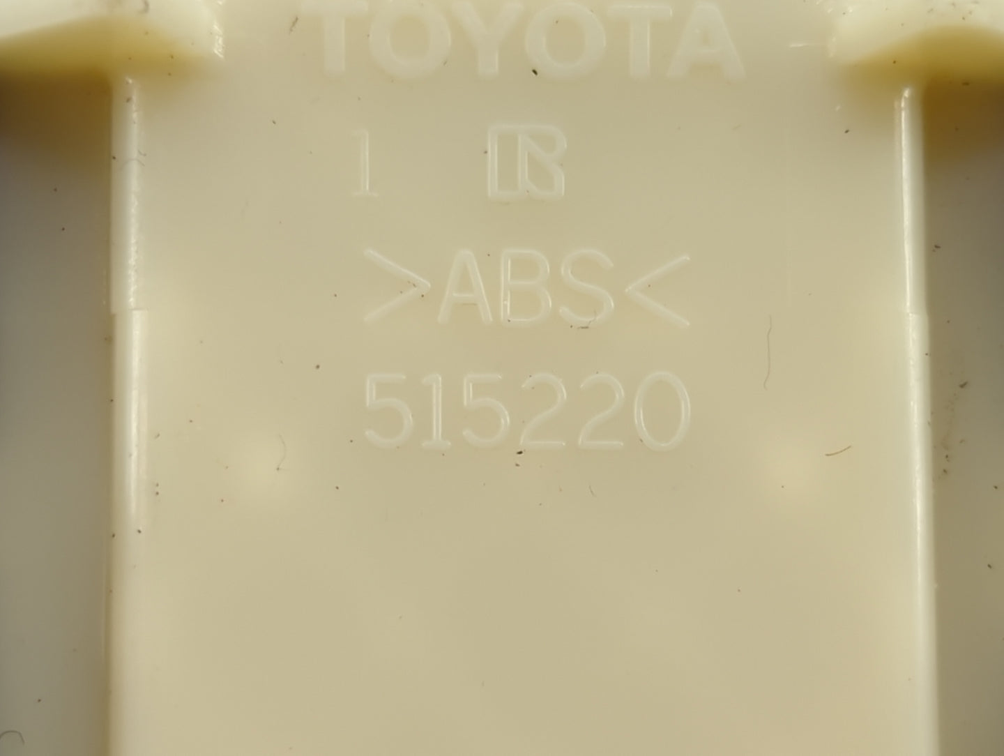 2010-2014 Toyota Prius Master Power Window Switch Replacement Driver Side Left P/N:515220 Fits OEM Used Auto Parts - Oemused