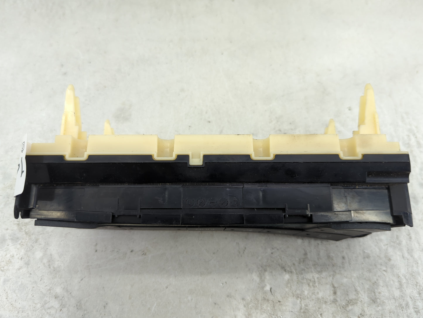 2010-2011 Toyota Prius Climate Control Module Temperature AC/Heater Replacement P/N:75D726 Fits Fits 2010 2011 OEM Used Auto