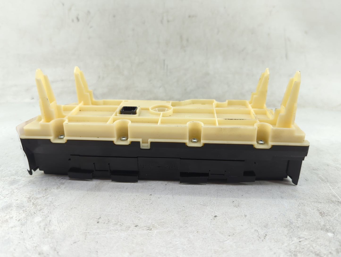 2010-2011 Toyota Prius Climate Control Module Temperature AC/Heater Replacement P/N:75D726 Fits Fits 2010 2011 OEM Used Auto