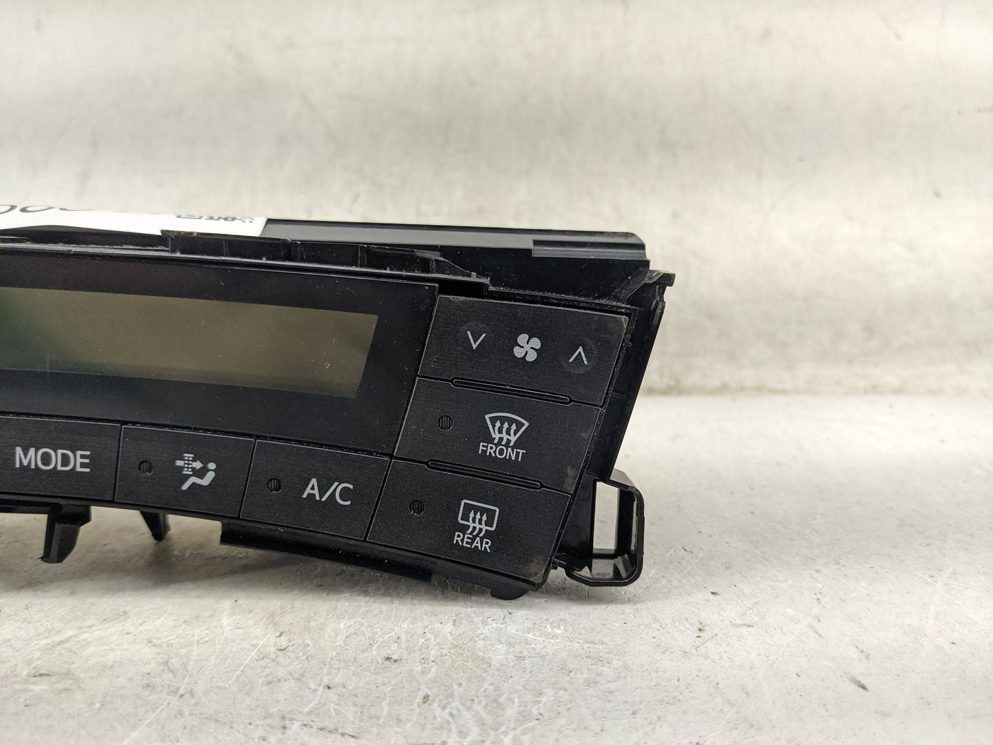 2010-2011 Toyota Prius Climate Control Module Temperature AC/Heater Replacement P/N:75D726 Fits Fits 2010 2011 OEM Used Auto
