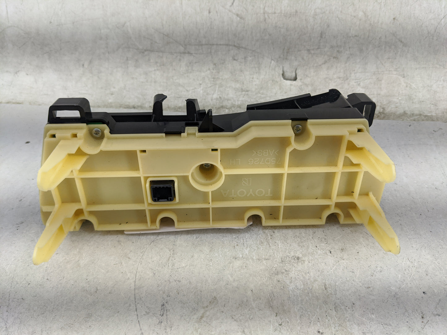 2010-2011 Toyota Prius Climate Control Module Temperature AC/Heater Replacement P/N:75D726 Fits Fits 2010 2011 OEM Used Auto