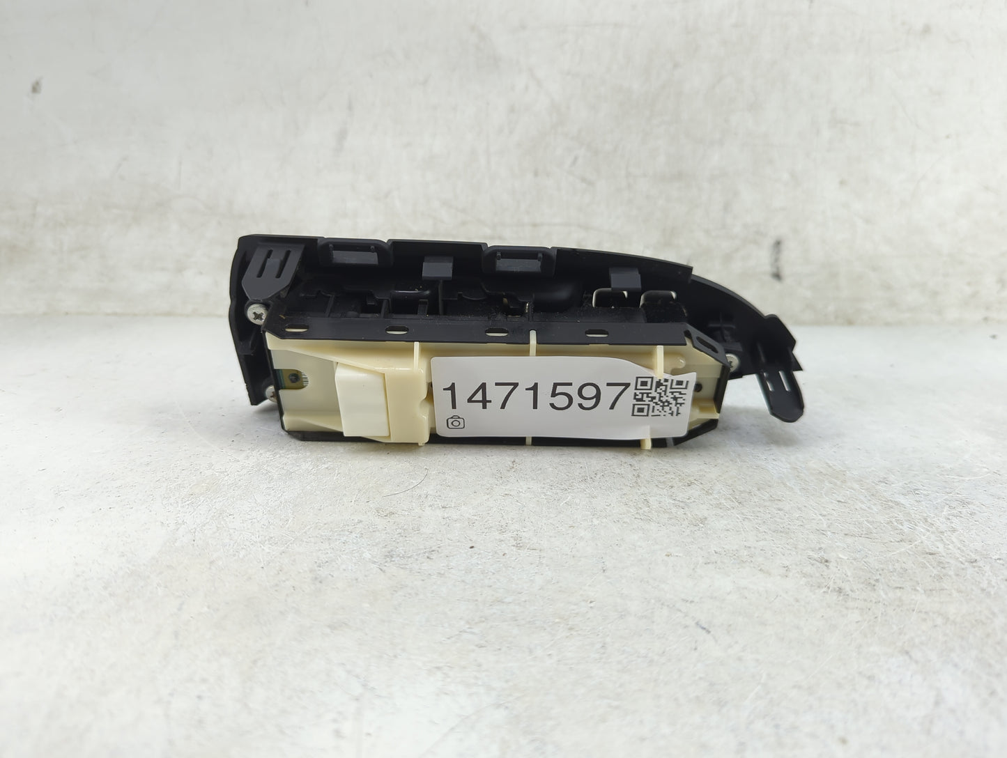 2010-2014 Toyota Prius Master Power Window Switch Replacement Driver Side Left P/N:74232-47090 Fits OEM Used Auto Parts - Oe