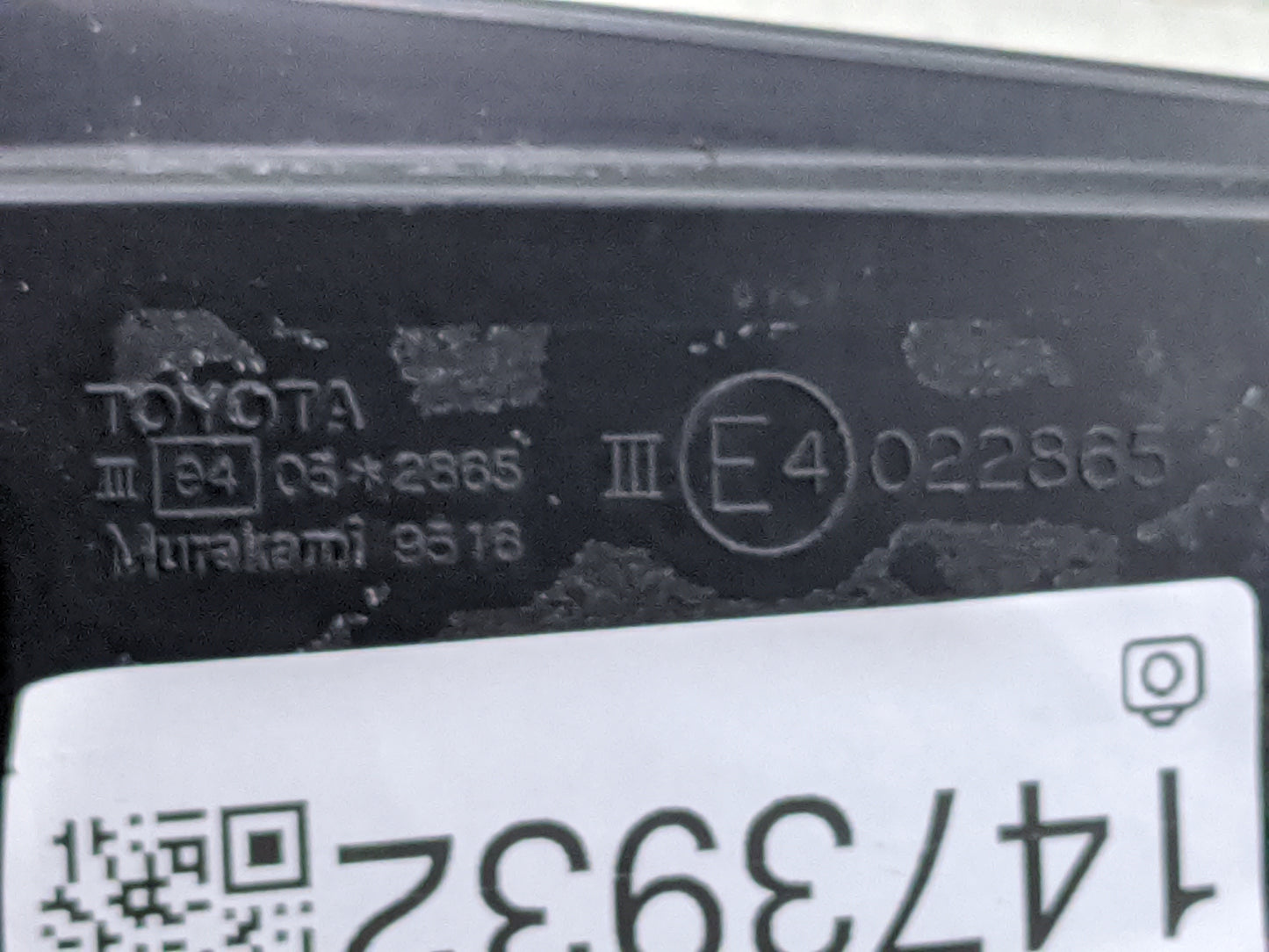 2010-2015 Toyota Prius Passenger Side View Mirror - Right Door Mirror OEM Used - Oemusedautoparts1.com