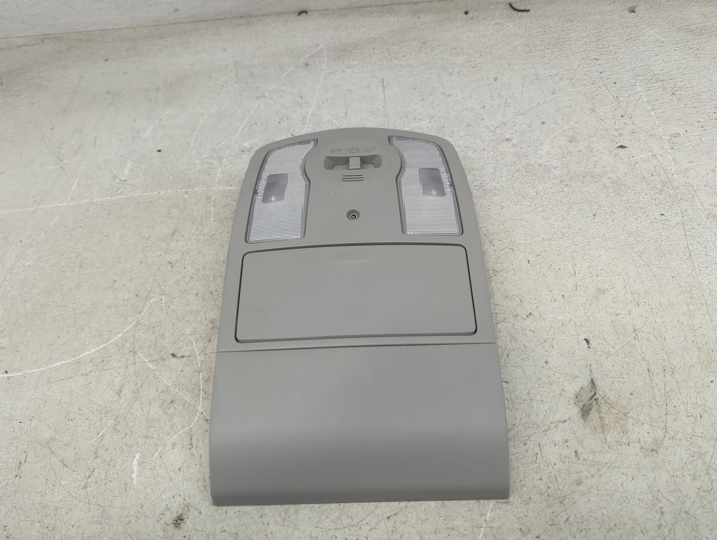 2010 Toyota Prius Overhead Roof Console Gray - Oemusedautoparts1.com
