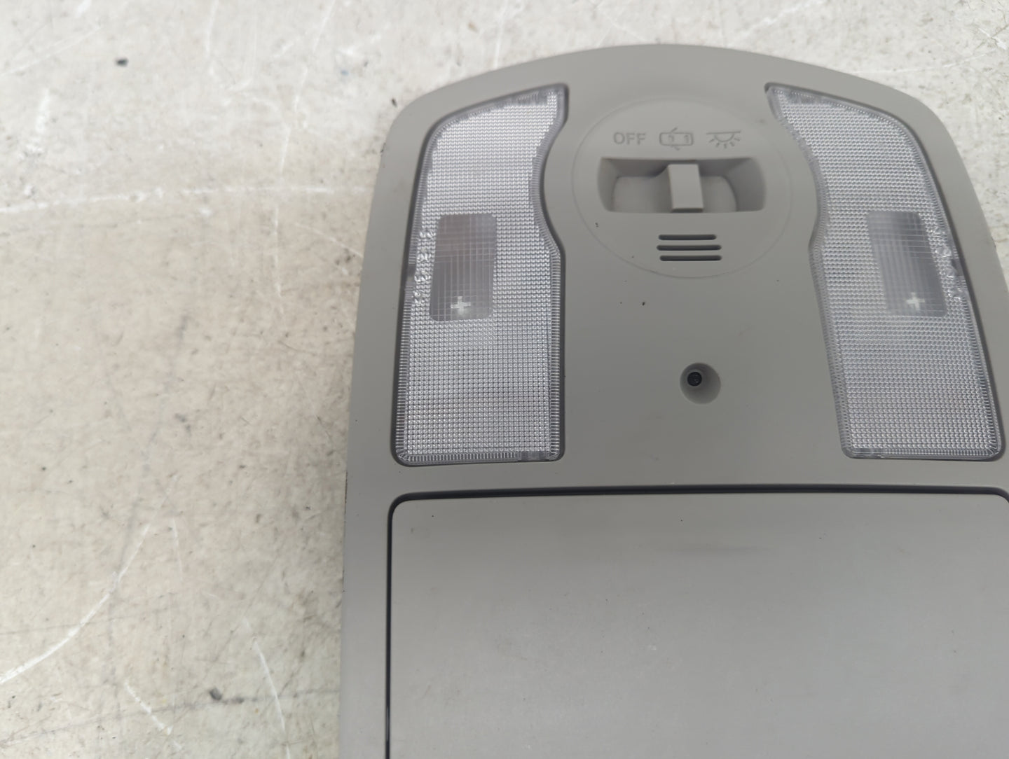 2010 Toyota Prius Overhead Roof Console Gray - Oemusedautoparts1.com
