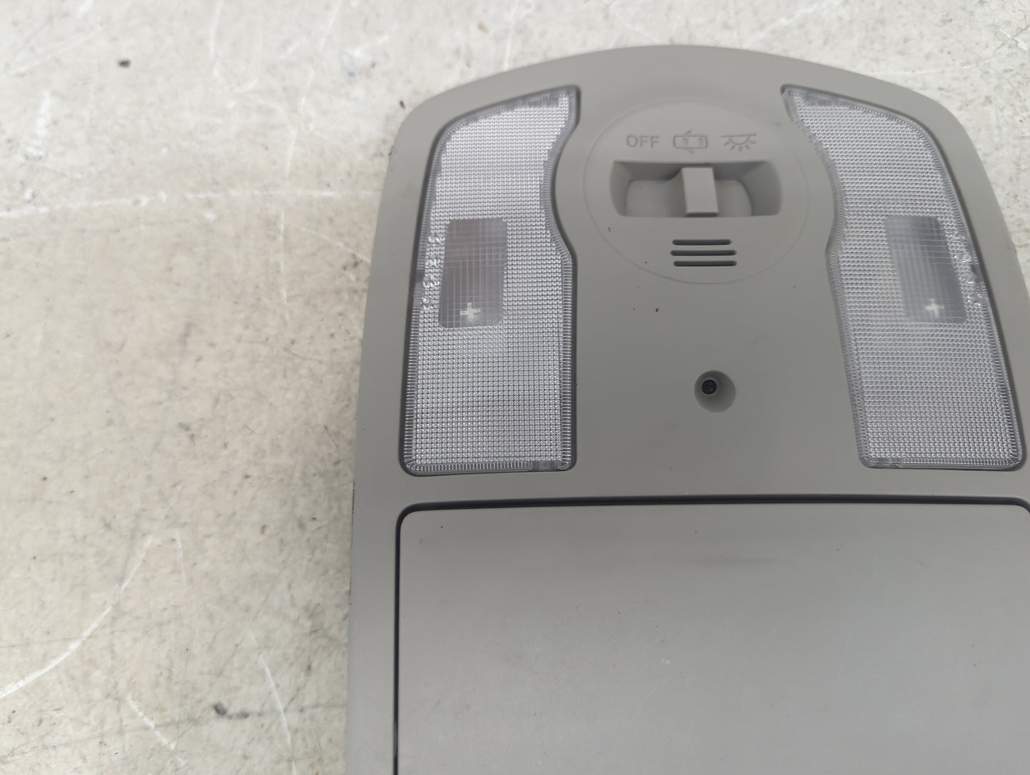 2010 Toyota Prius Overhead Roof Console Gray - Oemusedautoparts1.com