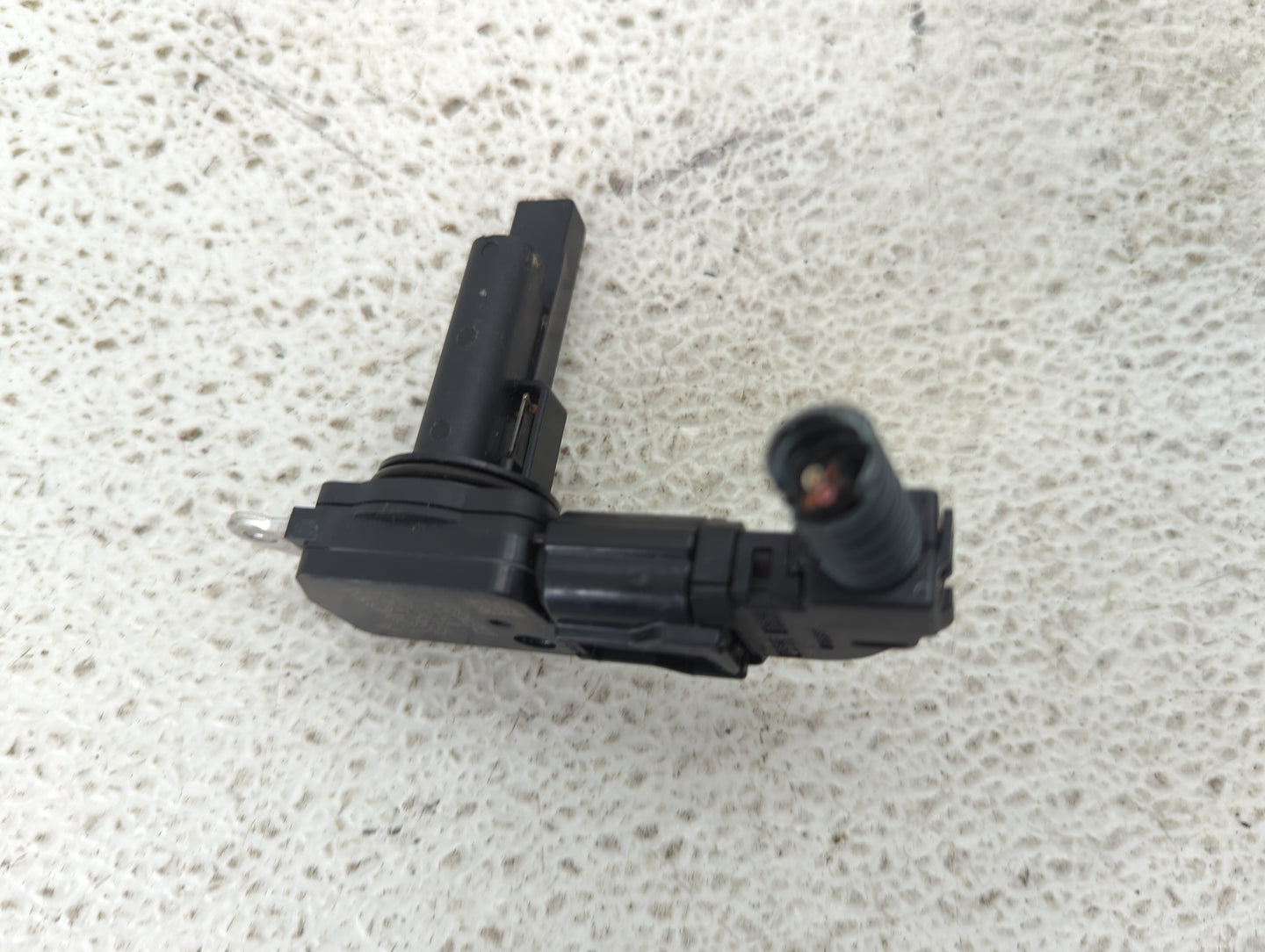 2010-2015 Toyota Prius Mass Air Flow Meter Maf 1487850 - Oemusedautoparts1.com