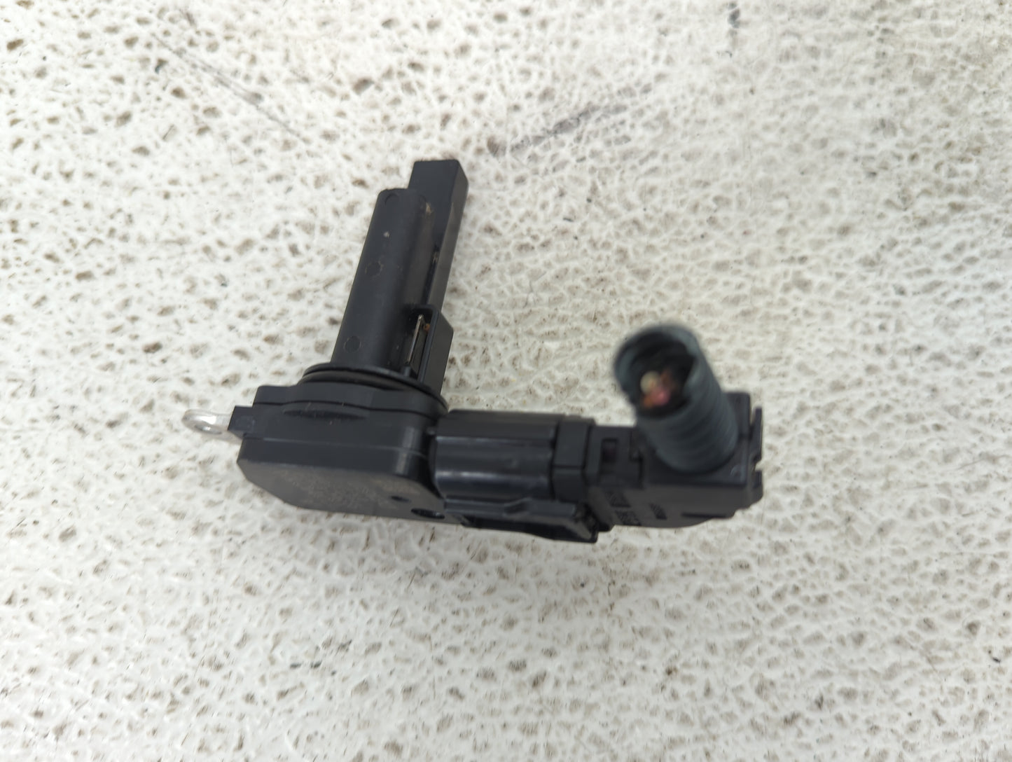 2010-2015 Toyota Prius Mass Air Flow Meter Maf 1487850 - Oemusedautoparts1.com