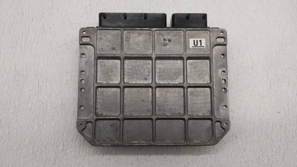 2010 Toyota Prius PCM Engine Control Computer ECU ECM PCU OEM P/N:89661-47262 89681-47081 OEM Used Auto Parts - Oemusedautop