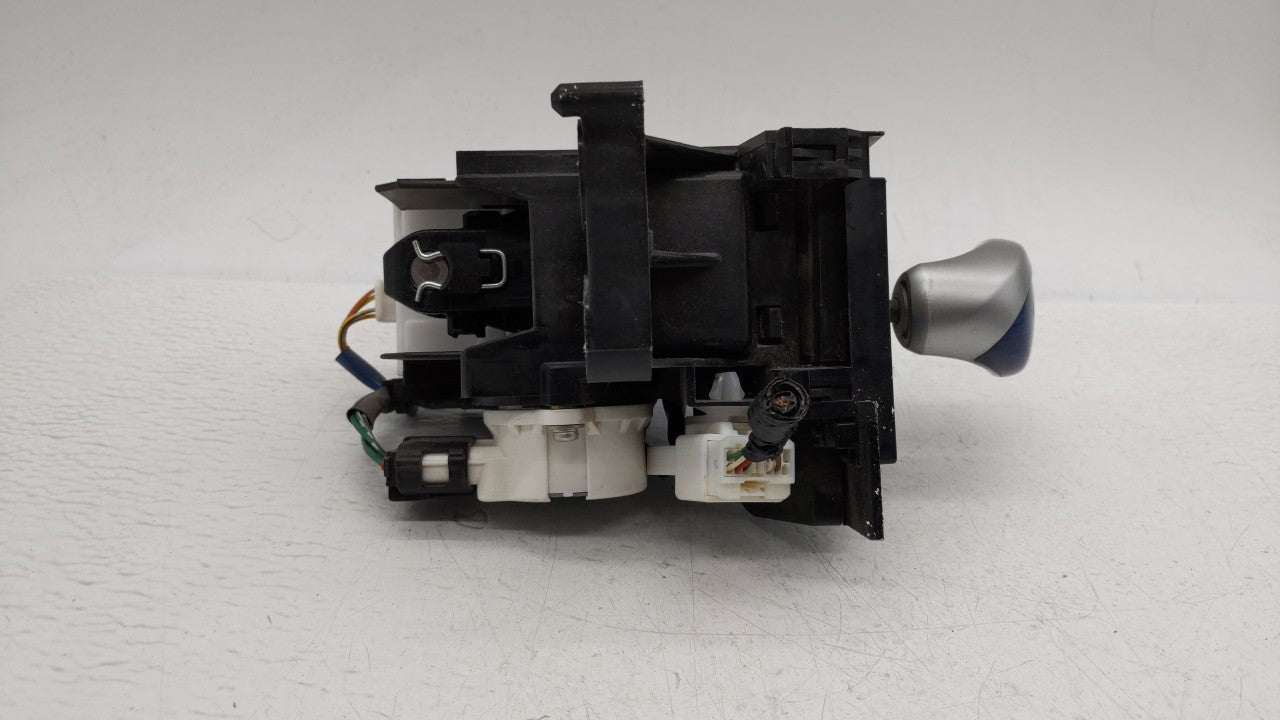 2010 Toyota Prius Floor Console Assembly Shifter - Oemusedautoparts1.com