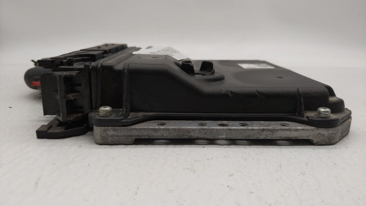2010 Toyota Prius PCM Engine Control Computer ECU ECM PCU OEM P/N:89661-47262 89681-47081, 89661-47261 Fits OEM Used Auto Pa