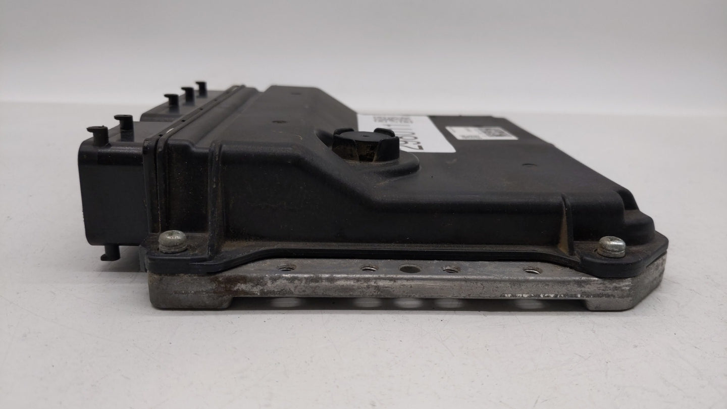 2010 Toyota Prius PCM Engine Control Computer ECU ECM PCU OEM P/N:89661-47262 89681-47081, 89661-47261 Fits OEM Used Auto Pa
