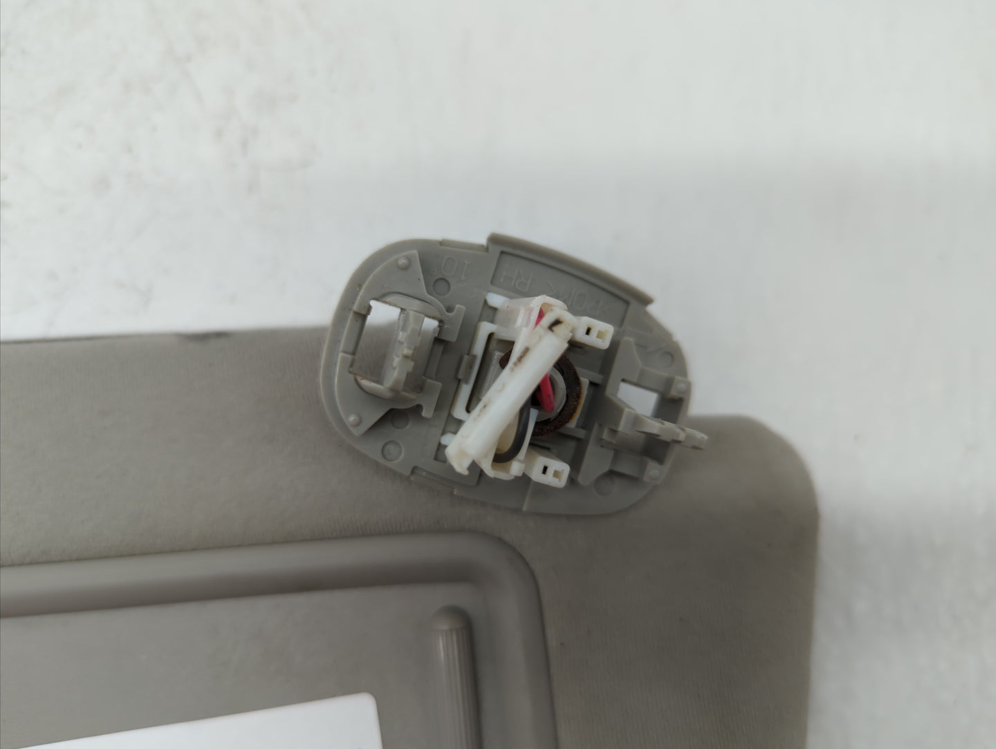 2010-2015 Toyota Prius Sun Visor Shade Replacement Passenger Right Mirror Fits Fits 2010 2011 2012 2013 2014 2015 OEM Used A