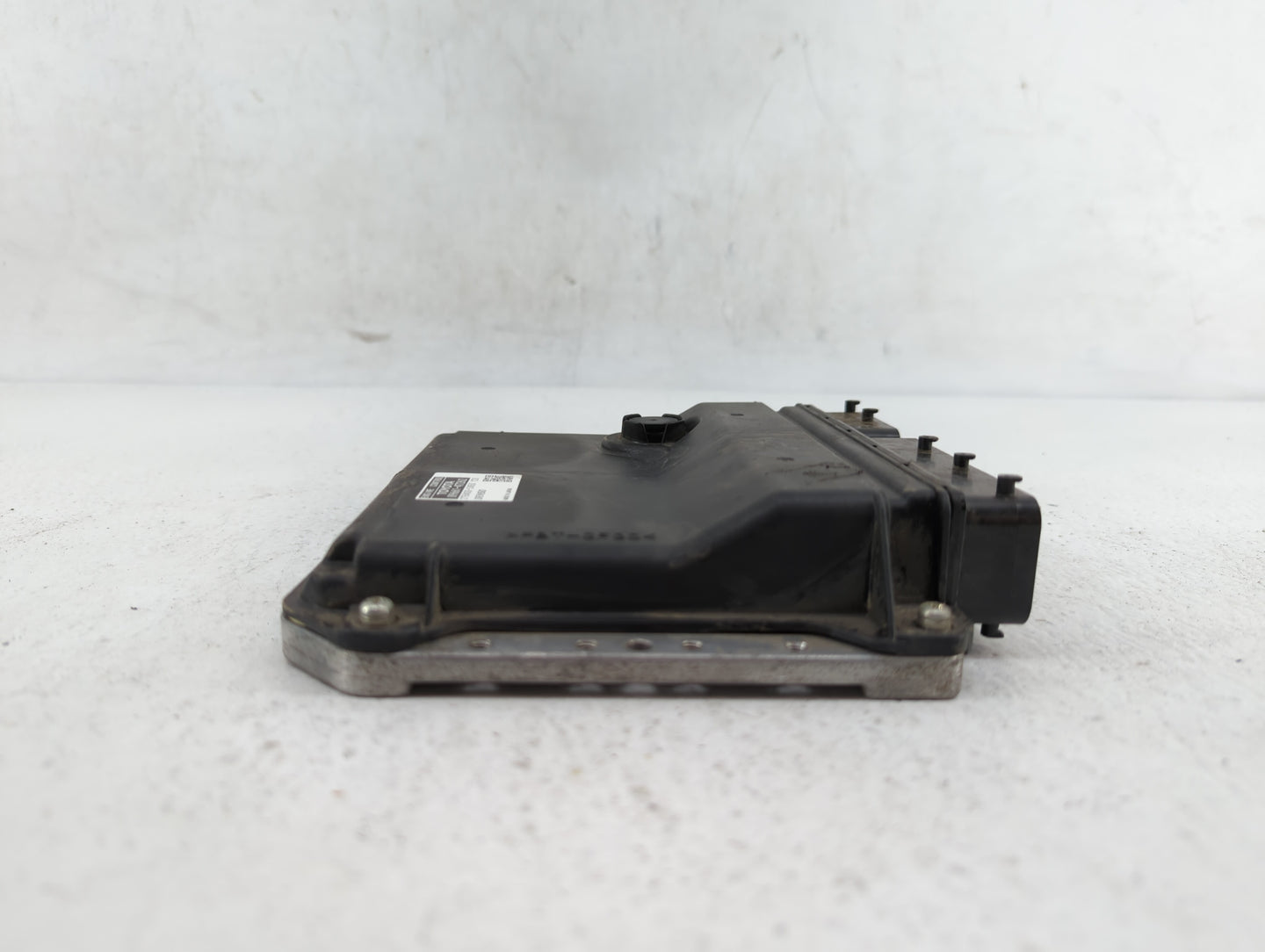 2010 Toyota Prius PCM Engine Control Computer ECU ECM PCU OEM P/N:89661-47262 89681-47081, 89661-47261 Fits OEM Used Auto Pa