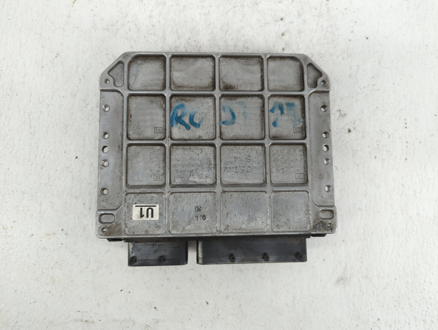 2010 Toyota Prius PCM Engine Control Computer ECU ECM PCU OEM P/N:89661-47262 Fits OEM Used Auto Parts - Oemusedautoparts1.c