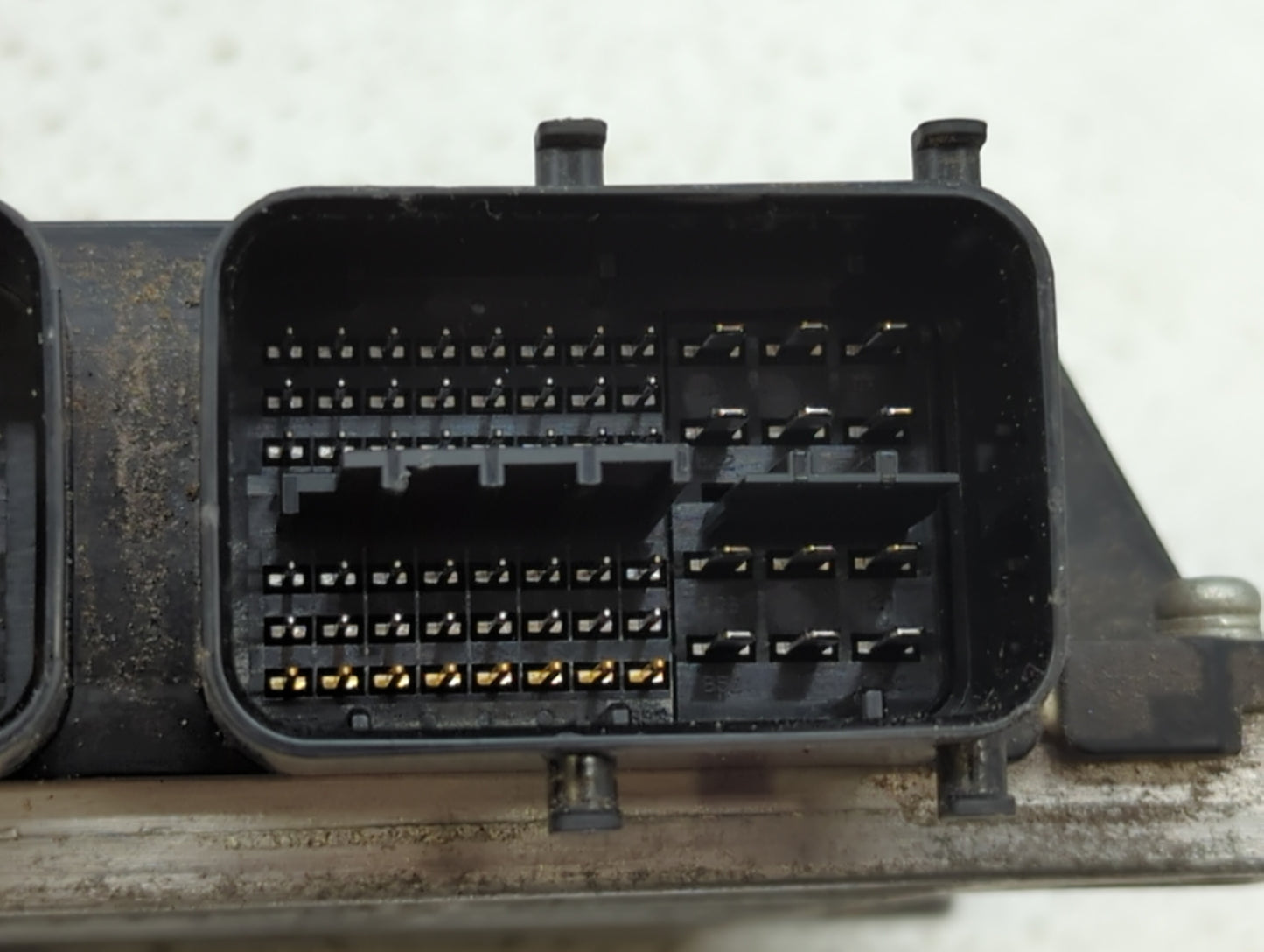 2010 Toyota Prius PCM Engine Control Computer ECU ECM PCU OEM P/N:89661-47262 Fits OEM Used Auto Parts - Oemusedautoparts1.c