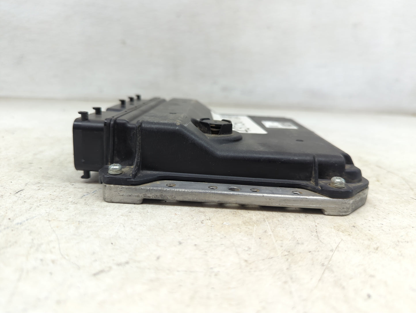 2010 Toyota Prius PCM Engine Control Computer ECU ECM PCU OEM P/N:275400-2450 89661-47262 Fits OEM Used Auto Parts - Oemused