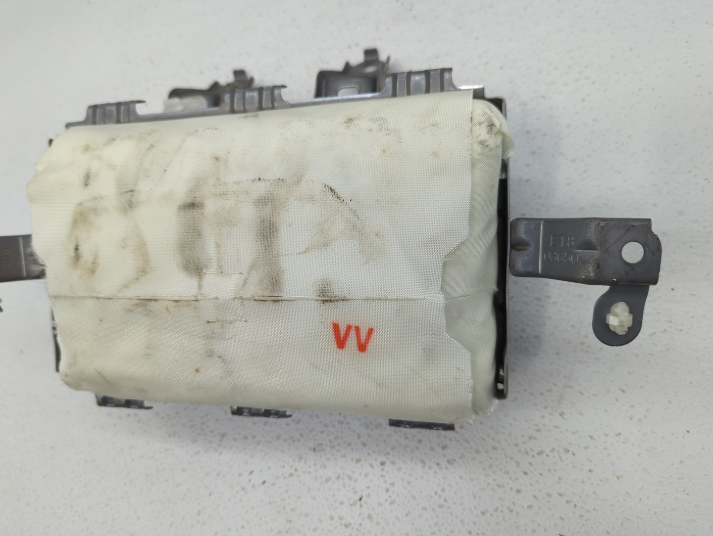 2010-2015 Toyota Prius Air Bag Passenger Right Dashboard Oem - Oemusedautoparts1.com