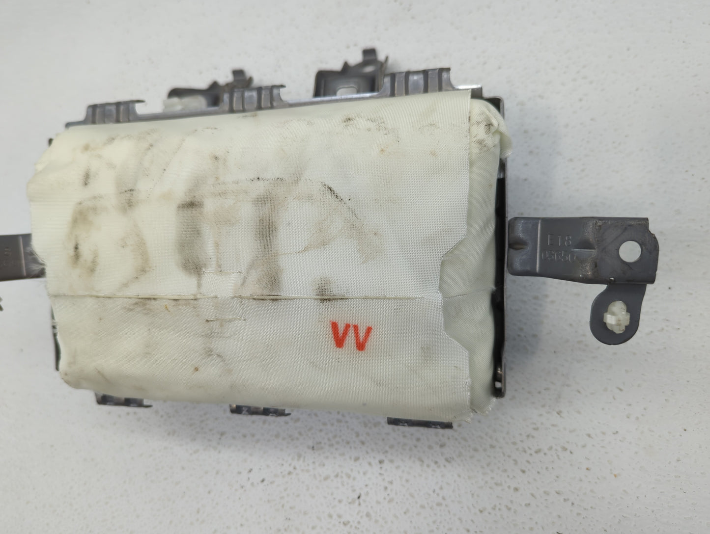 2010-2015 Toyota Prius Air Bag Passenger Right Dashboard Oem - Oemusedautoparts1.com