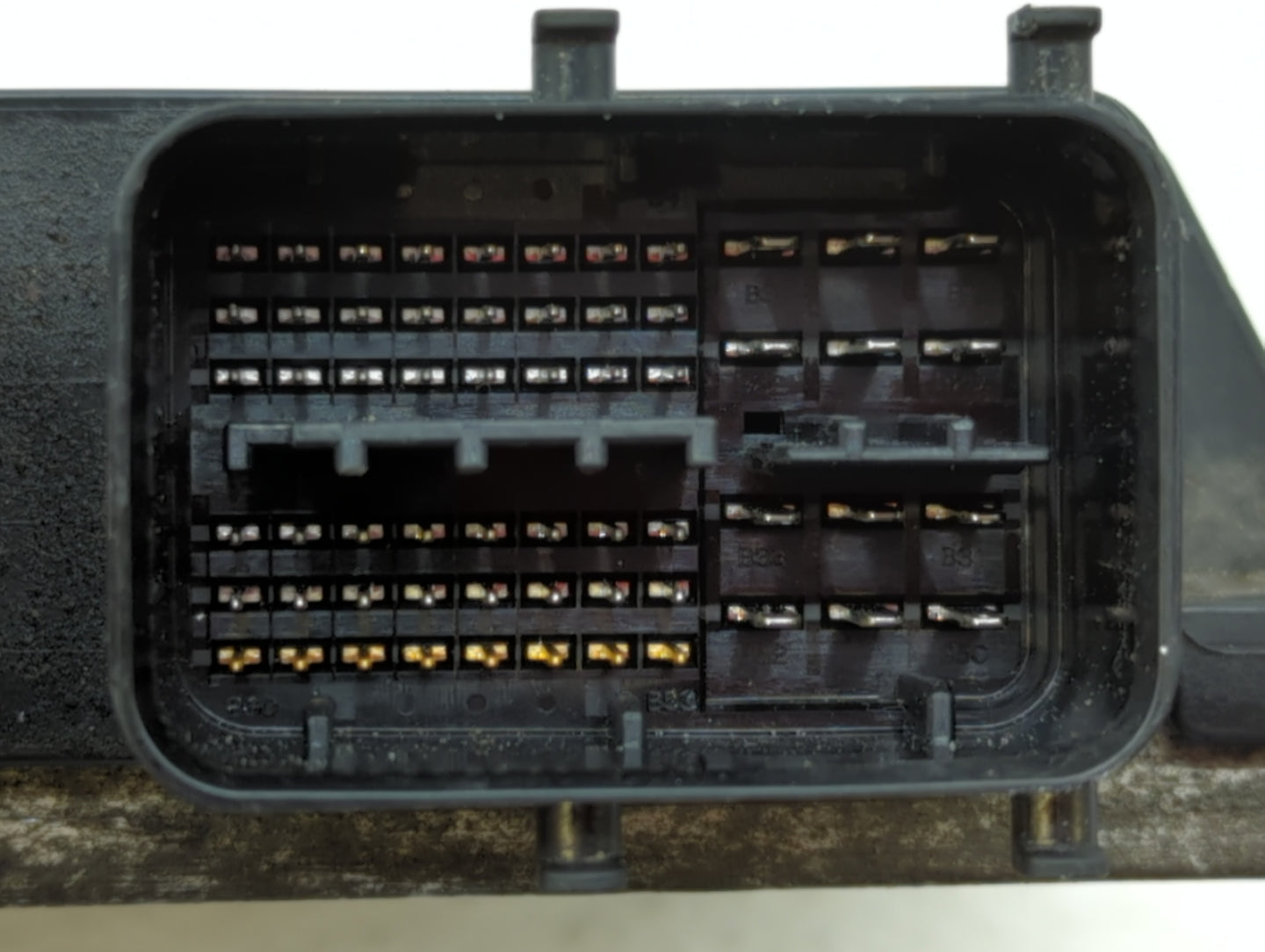 2010 Toyota Prius PCM Engine Control Computer ECU ECM PCU OEM P/N:89661-47261 89661-47262 Fits OEM Used Auto Parts - Oemused
