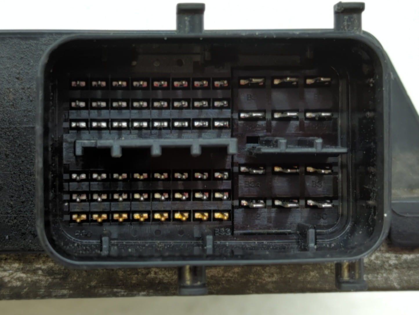 2010 Toyota Prius PCM Engine Control Computer ECU ECM PCU OEM P/N:89661-47261 89661-47262 Fits OEM Used Auto Parts - Oemused