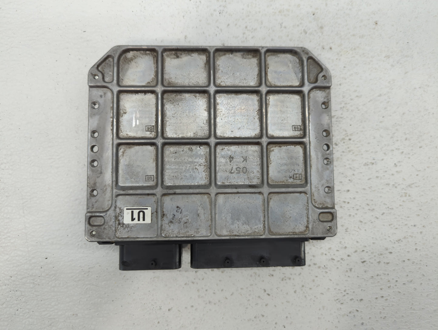 2010 Toyota Prius PCM Engine Control Computer ECU ECM PCU OEM P/N:89661-47261 89661-47262 Fits OEM Used Auto Parts - Oemused