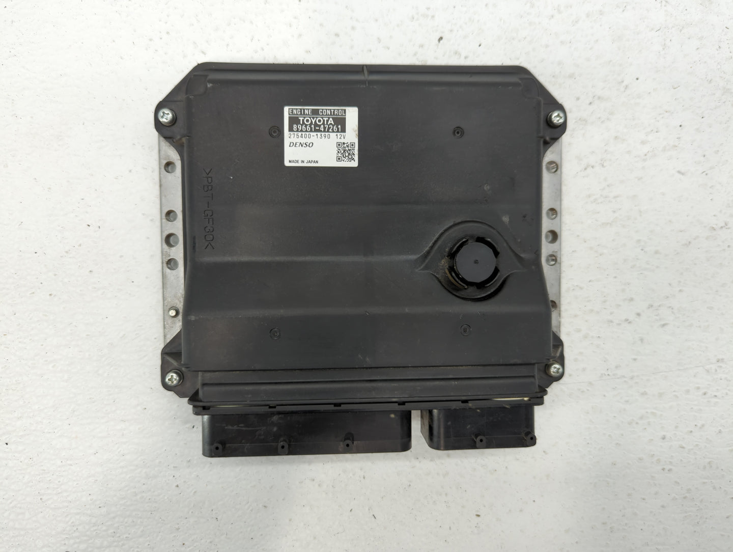 2010 Toyota Prius PCM Engine Control Computer ECU ECM PCU OEM P/N:89661-47261 89661-47262 Fits OEM Used Auto Parts - Oemused