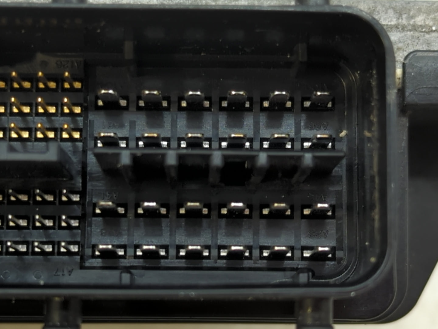 2010 Toyota Prius PCM Engine Control Computer ECU ECM PCU OEM P/N:89661-47261 89661-47262 Fits OEM Used Auto Parts - Oemused