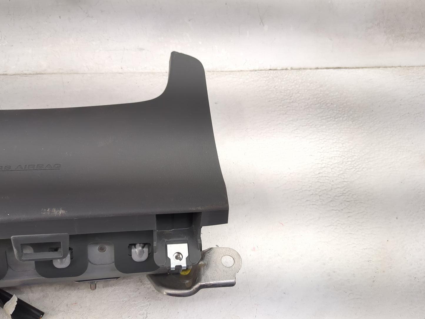 2010-2015 Toyota Prius Air Bag Driver Left Knee OEM P/N:6B4633709M83 Fits Fits 2010 2011 2012 2013 2014 2015 OEM Used Auto P