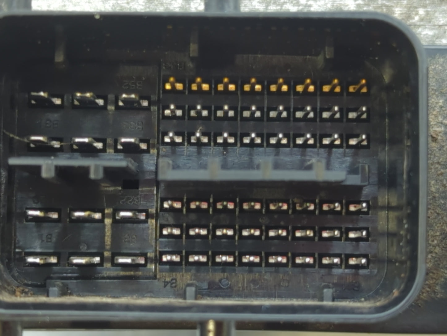 2010 Toyota Prius PCM Engine Control Computer ECU ECM PCU OEM P/N:89661-47261 89661-47262 Fits OEM Used Auto Parts - Oemused