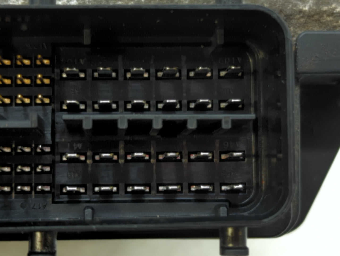 2010 Toyota Prius PCM Engine Control Computer ECU ECM PCU OEM P/N:89661-47261 89661-47262 Fits OEM Used Auto Parts - Oemused
