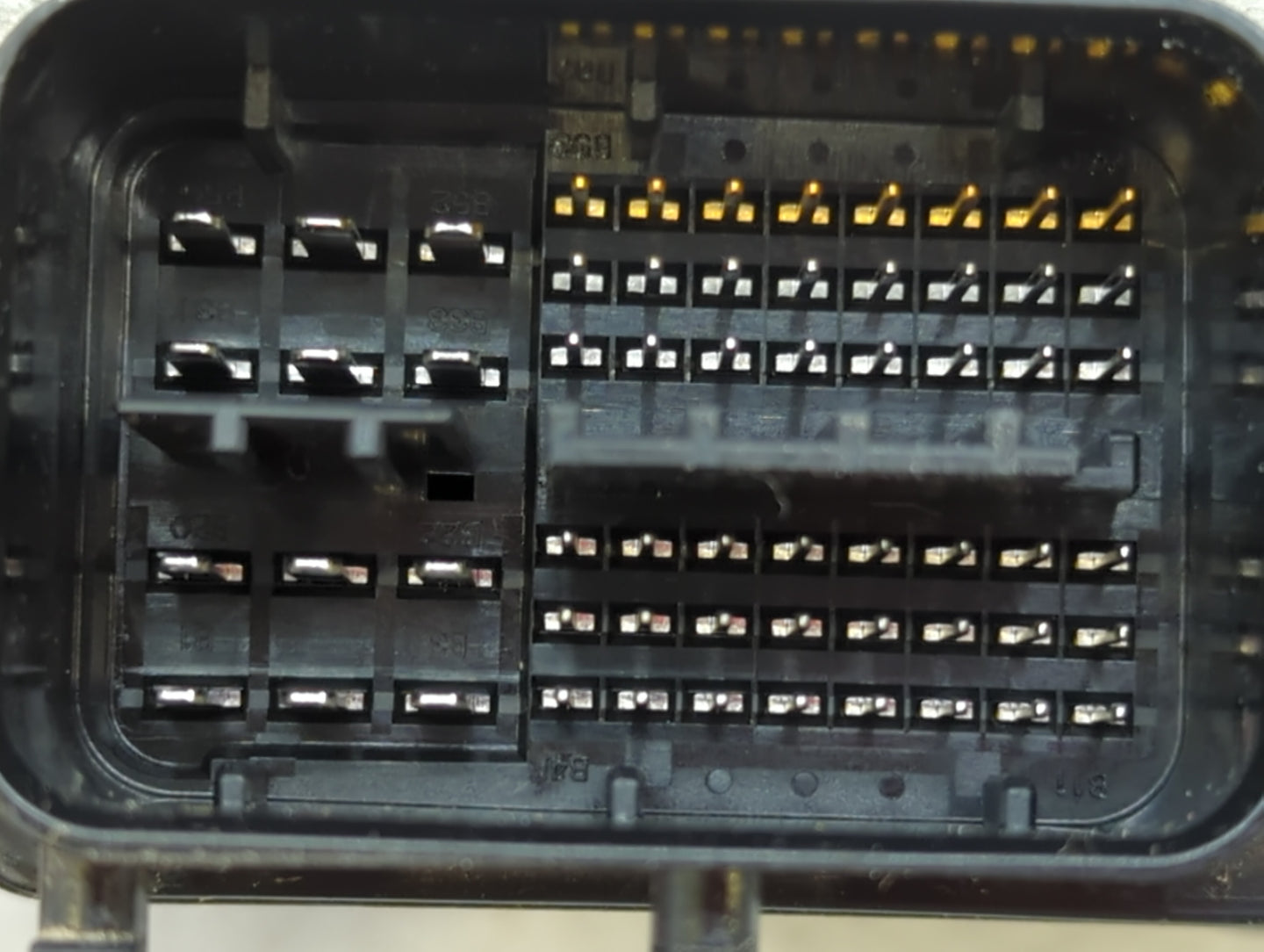 2010 Toyota Prius PCM Engine Control Computer ECU ECM PCU OEM P/N:89661-47262 89661-47261 Fits OEM Used Auto Parts - Oemused