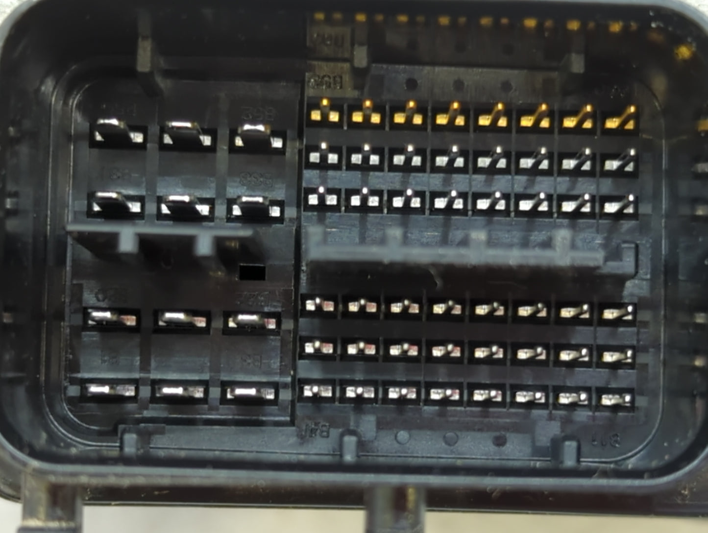2010 Toyota Prius PCM Engine Control Computer ECU ECM PCU OEM P/N:89661-47262 89661-47261 Fits OEM Used Auto Parts - Oemused