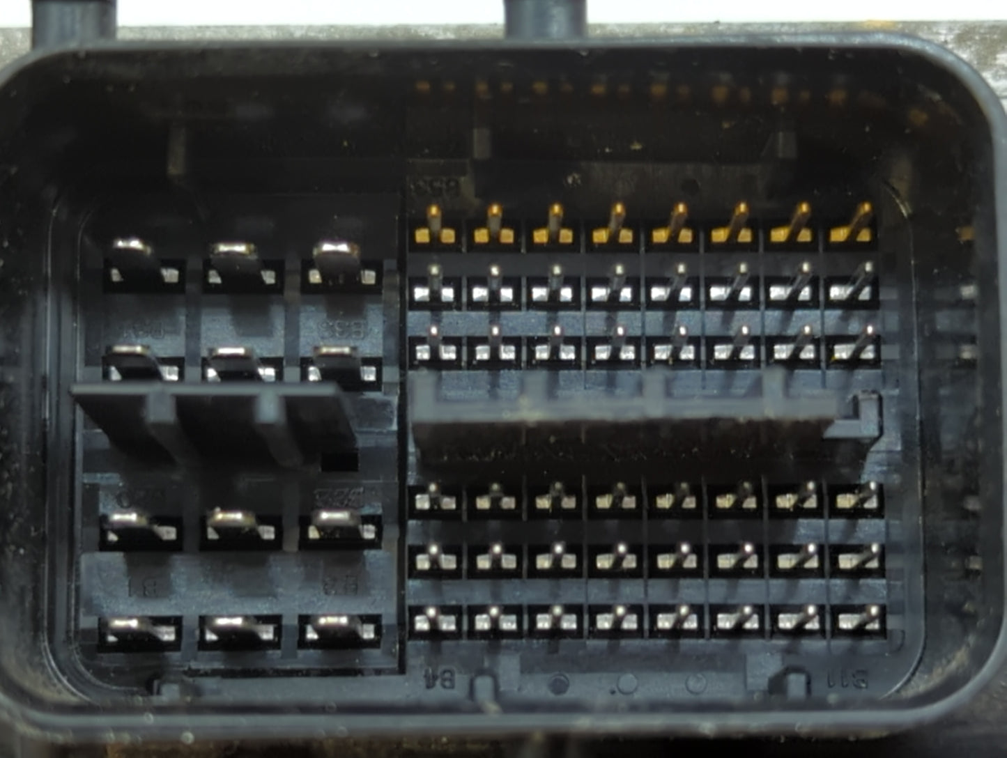 2010 Toyota Prius PCM Engine Control Computer ECU ECM PCU OEM P/N:89661-47262 89661-47261 Fits OEM Used Auto Parts - Oemused