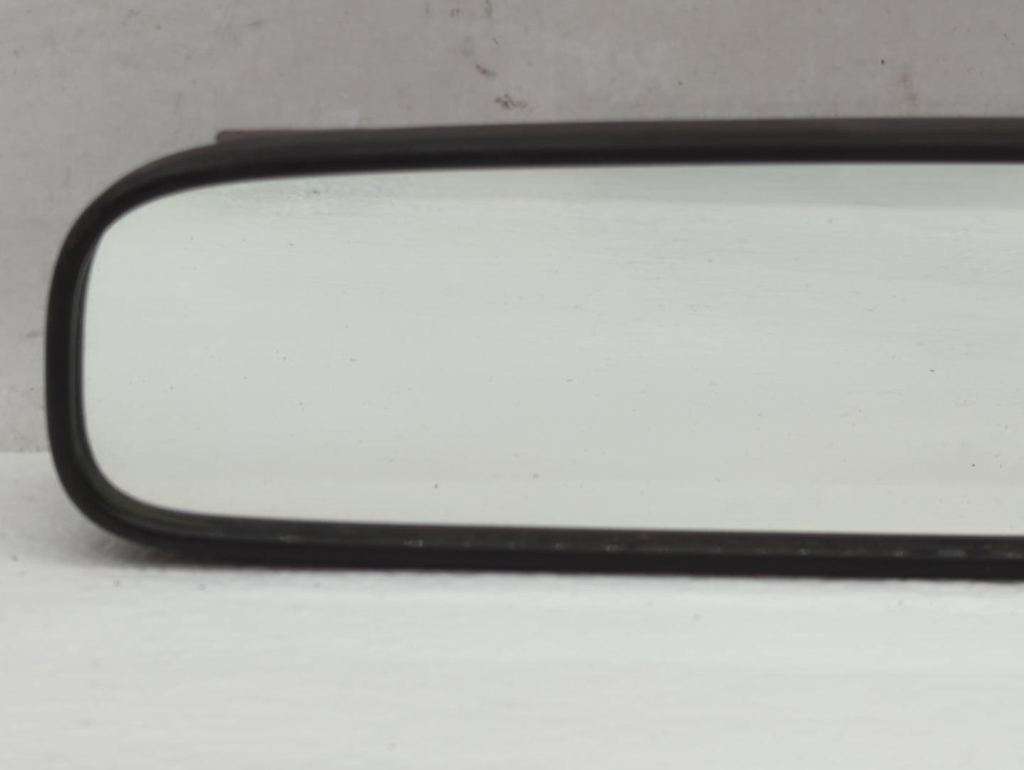 2010-2014 Toyota Prius Interior Rear View Mirror Replacement OEM P/N:E4012198 E4022198 Fits OEM Used Auto Parts - Oemusedaut