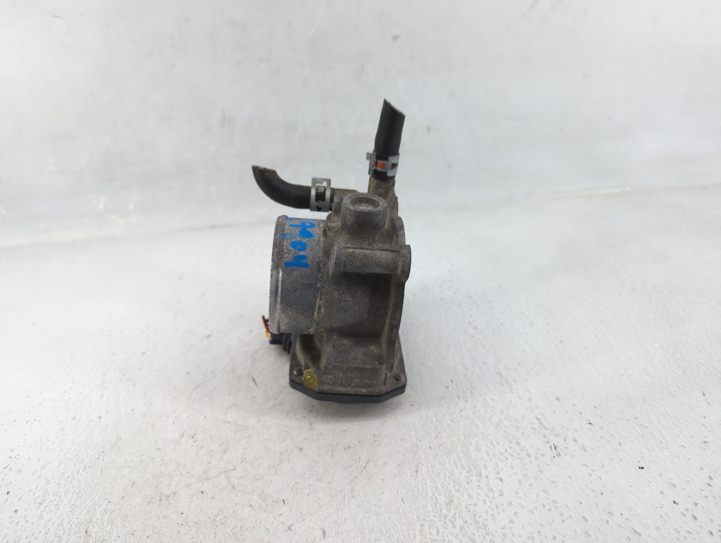 2010-2022 Toyota Prius Throttle Body P/N:22030-37060 Fits Fits 2010 2011 2012 2013 2014 2015 2016 2017 2018 2019 2020 2021 2