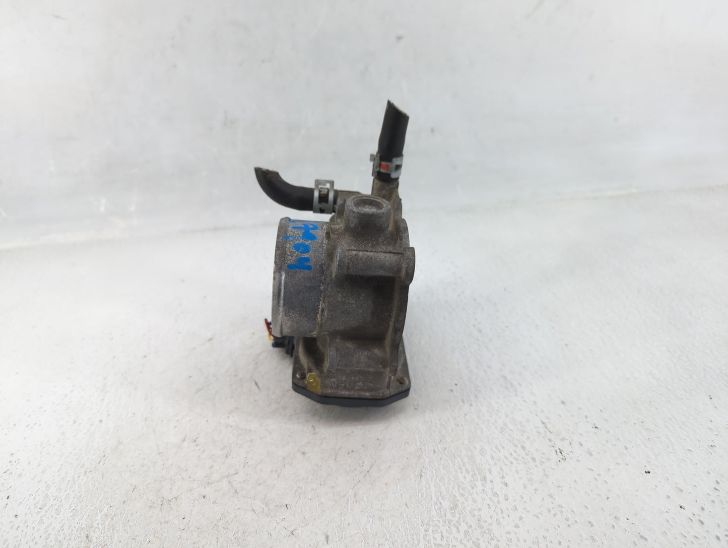 2010-2022 Toyota Prius Throttle Body P/N:22030-37060 Fits Fits 2010 2011 2012 2013 2014 2015 2016 2017 2018 2019 2020 2021 2