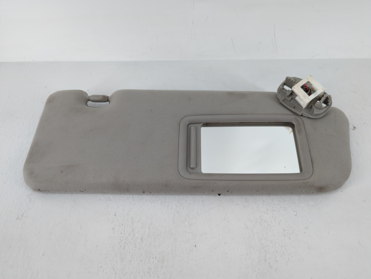 2010-2015 Toyota Prius Sun Visor Shade Replacement Passenger Right Mirror Fits Fits 2010 2011 2012 2013 2014 2015 OEM Used A