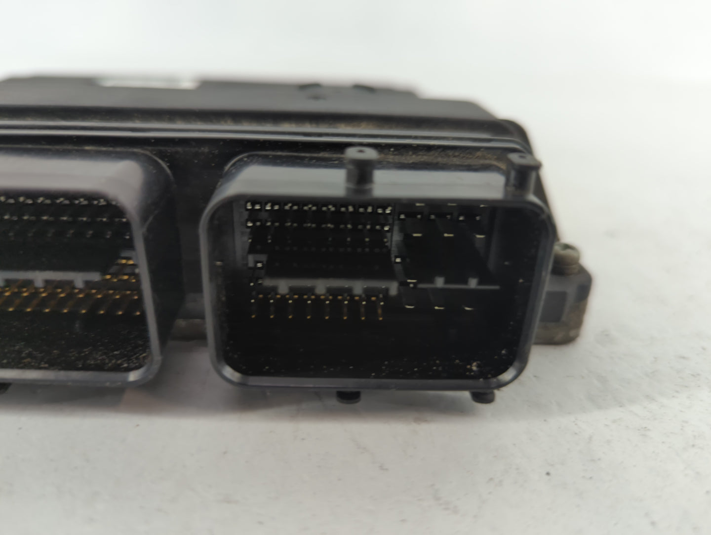 2010 Toyota Prius PCM Engine Control Computer ECU ECM PCU OEM P/N:89661-47262 275400-2450 12V, E39A 12655478 Fits OEM Used A