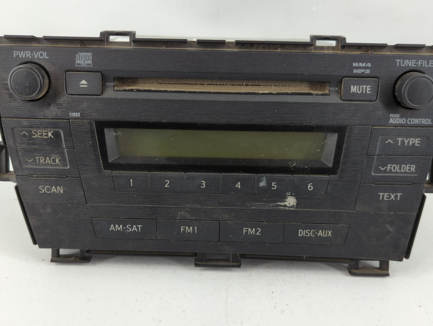 2010-2011 Toyota Prius Radio AM FM Cd Player Receiver Replacement P/N:86120-47290 Fits Fits 2010 2011 OEM Used Auto Parts - 