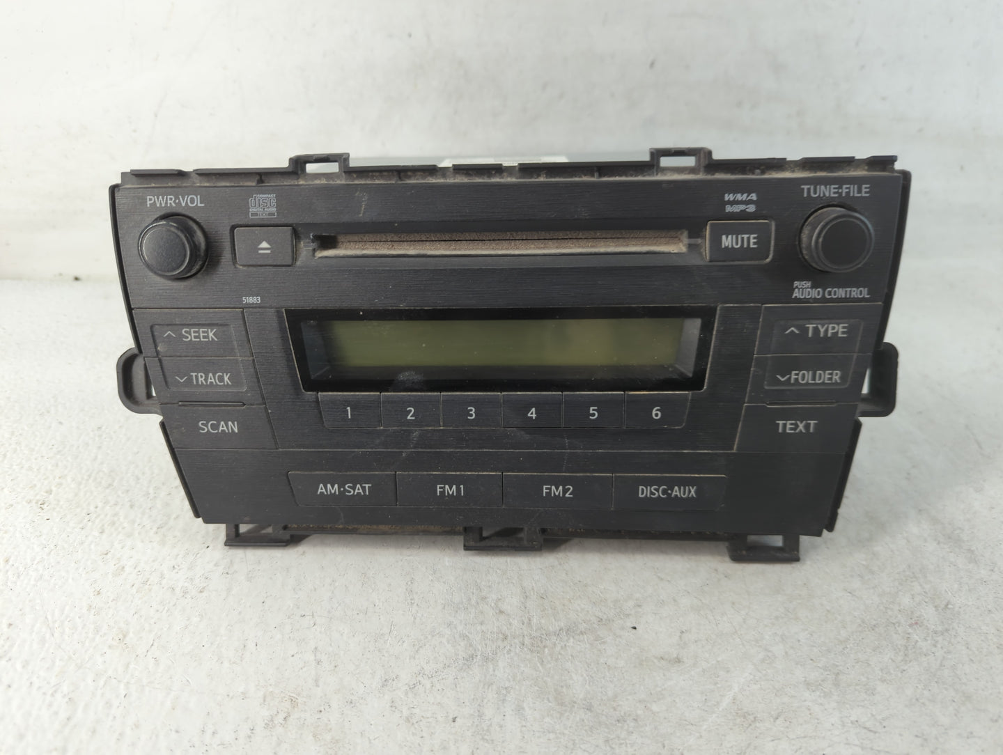 2010-2011 Toyota Prius Radio AM FM Cd Player Receiver Replacement P/N:86120-47290 Fits Fits 2010 2011 OEM Used Auto Parts - 