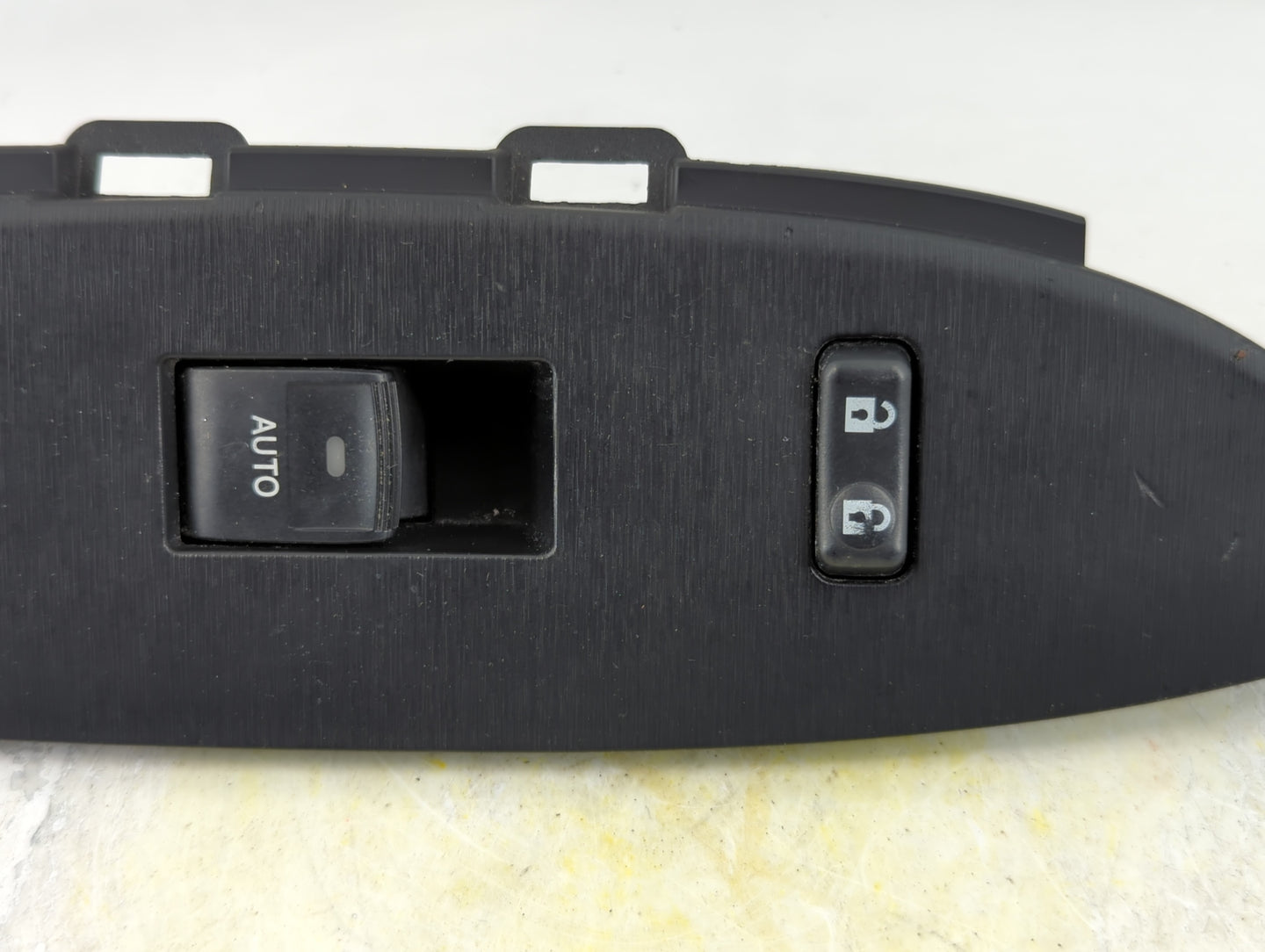 2010 Toyota Prius Passenger Right Power Window Switch - Oemusedautoparts1.com