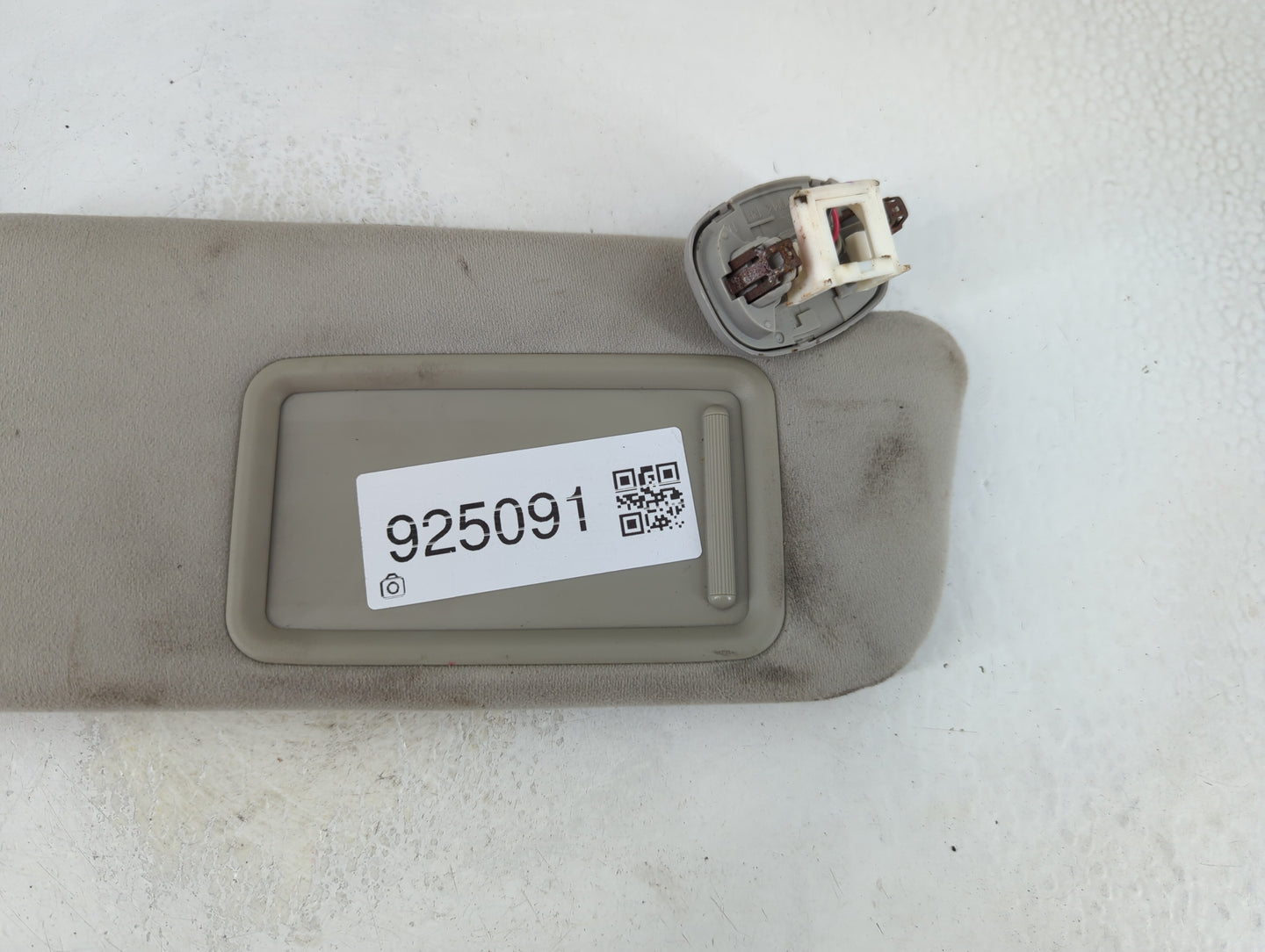 2010-2015 Toyota Prius Sun Visor Shade Replacement Passenger Right Mirror Fits Fits 2010 2011 2012 2013 2014 2015 OEM Used A