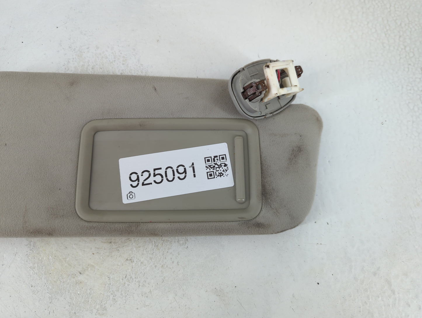 2010-2015 Toyota Prius Sun Visor Shade Replacement Passenger Right Mirror Fits Fits 2010 2011 2012 2013 2014 2015 OEM Used A