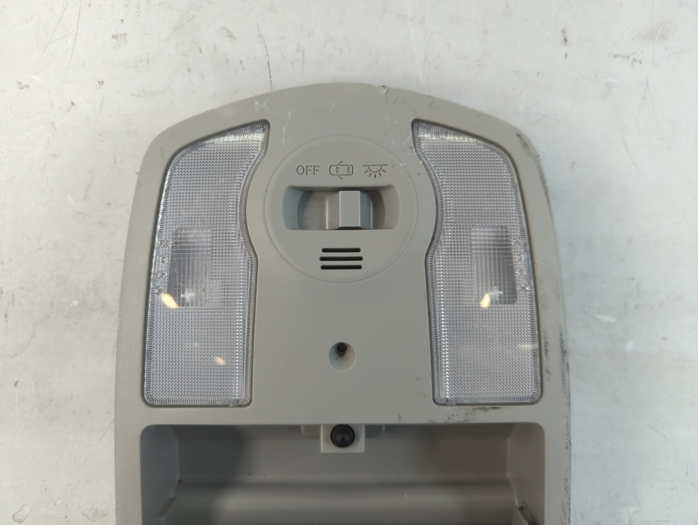2010 Toyota Prius Overhead Roof Console - Oemusedautoparts1.com