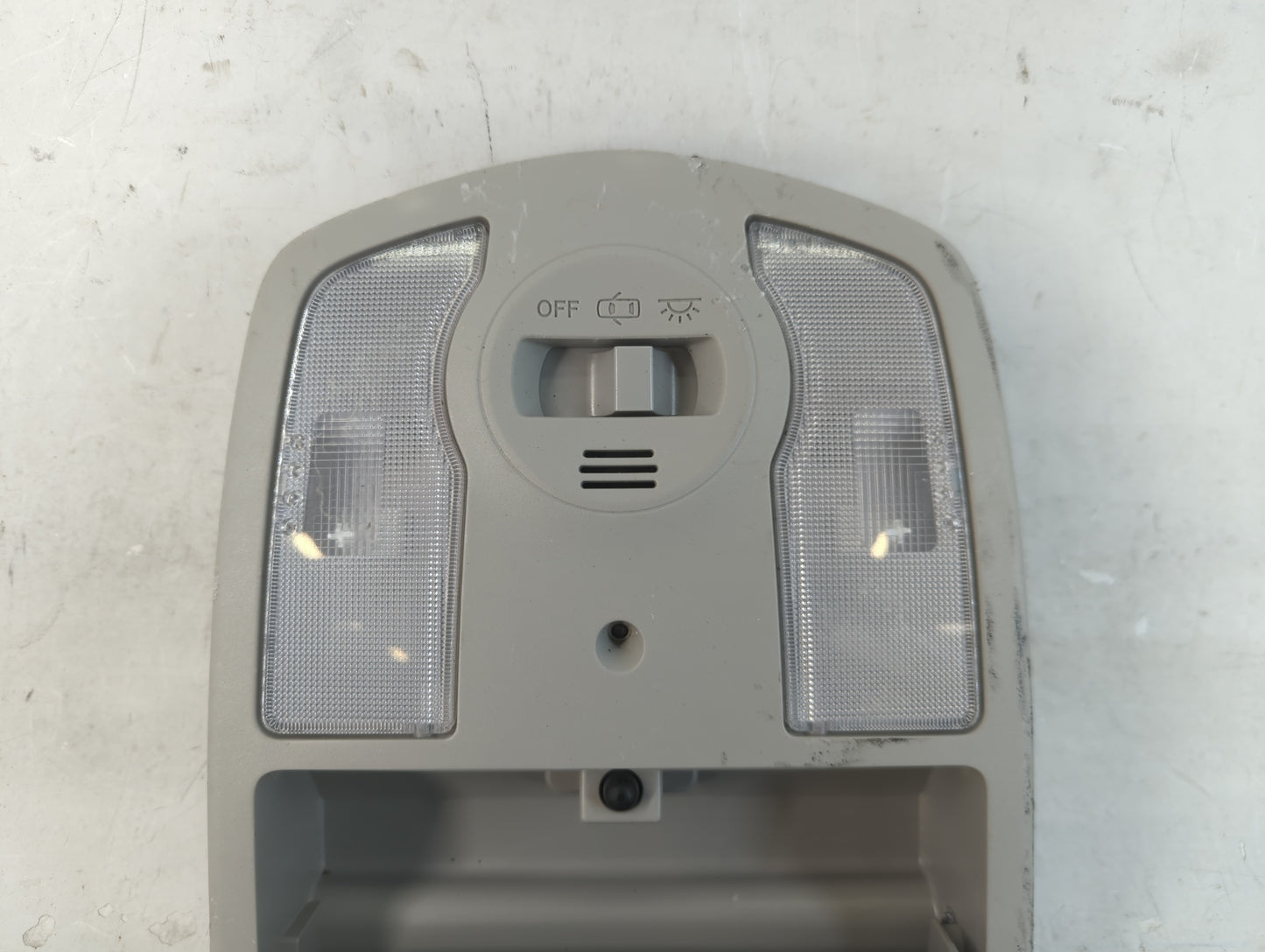 2010 Toyota Prius Overhead Roof Console - Oemusedautoparts1.com